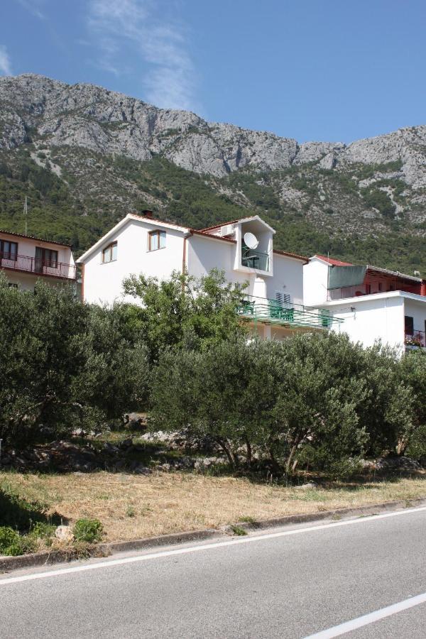 Apartments And Rooms With Parking Space Gradac, Makarska - 6819 Gradac  Exterior foto