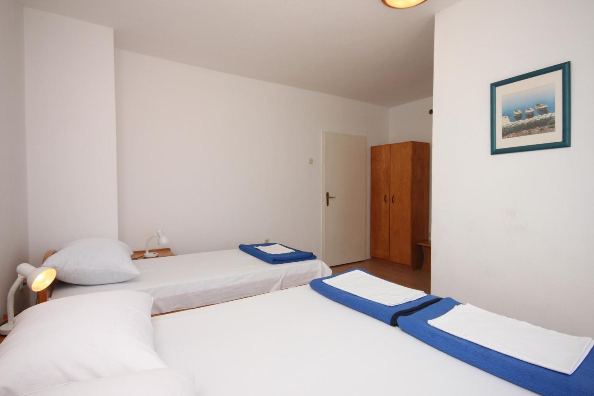 Apartments And Rooms With Parking Space Gradac, Makarska - 6819 Gradac  Cameră foto