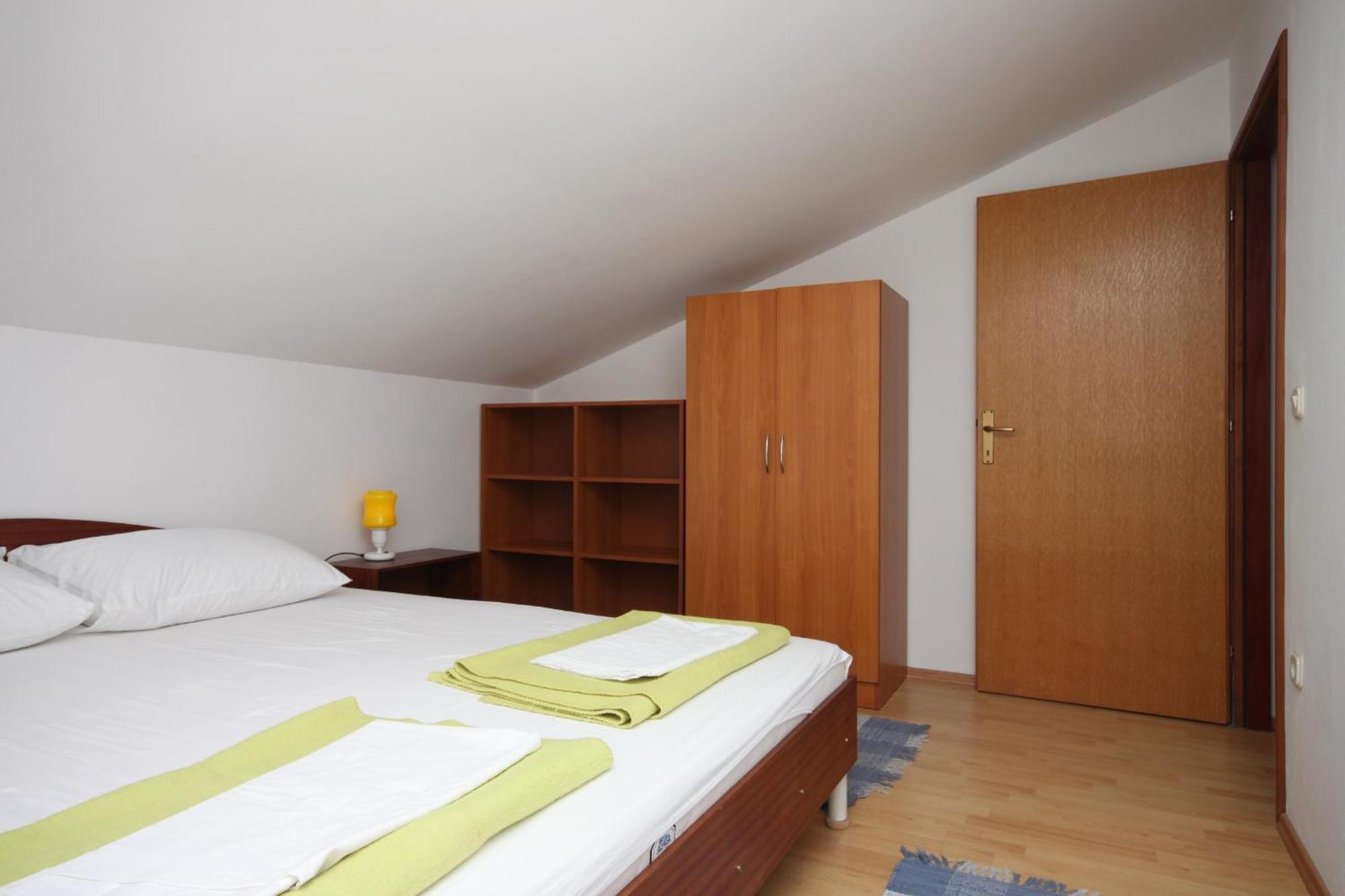 Apartments And Rooms With Parking Space Gradac, Makarska - 6819 Gradac  Cameră foto